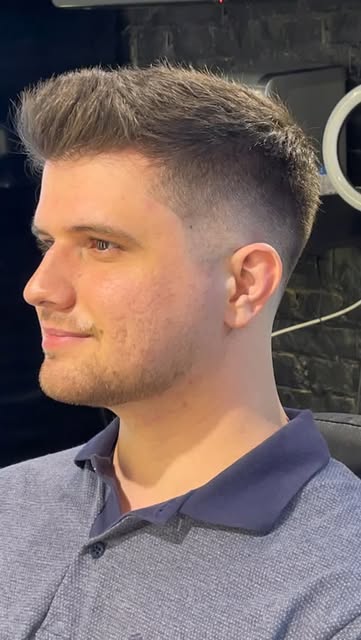 Corte masculino finalizado na Barbearia Pamplona, fotografia do perfil oficial